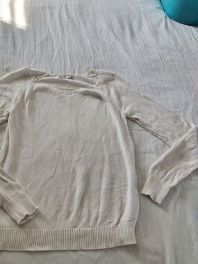 Old Navy Lightweight Scoopneck Sweater - Cream